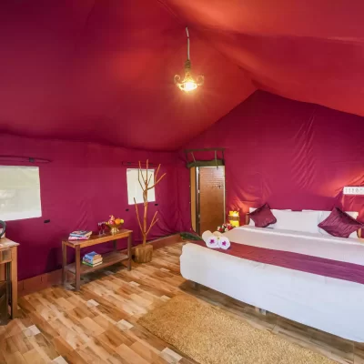tent-room